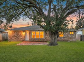 10123 Kent Towne Lane, Sugar Land TX 77498