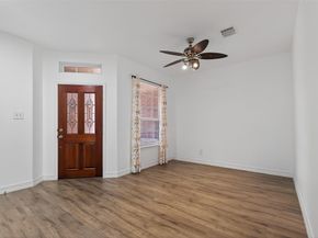 1314 Glenwood Canyon Lane, Houston TX 77077