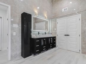 2223 Foreland Drive, Houston TX 77077