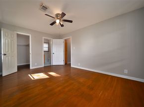 6722 Roxbury Road, Houston TX 77087