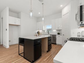 4706 Thornton Views  Rd, Houston TX 77018