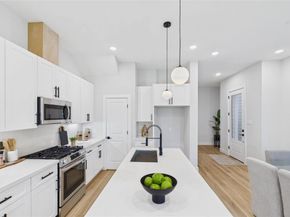 5027 Golden Forest Drive B, Houston TX 77091