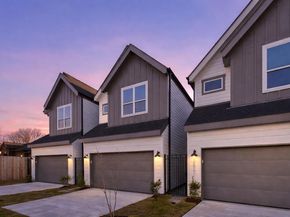 5027 Golden Forest Drive B, Houston TX 77091