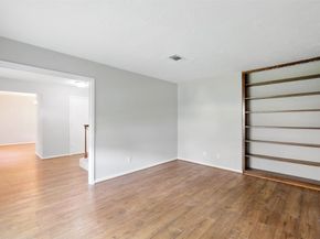 2960 Gessner Road, Houston TX 77080