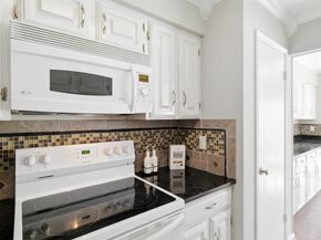 2960 Gessner Road, Houston TX 77080