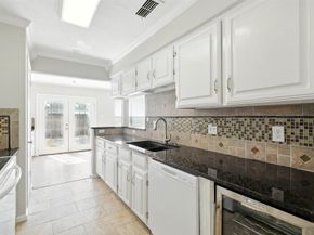 2960 Gessner Road, Houston TX 77080