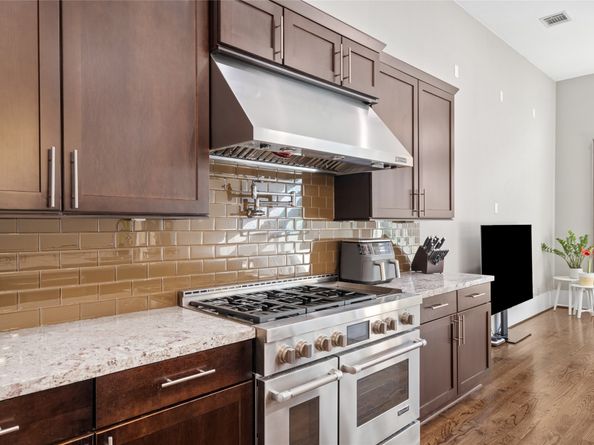 1605 Knox Street B, Houston TX 77007