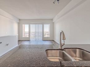 3505 Sage Road 515, Houston TX 77056