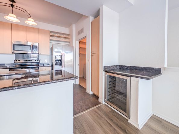 3505 Sage Road 515, Houston TX 77056