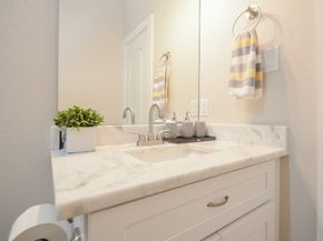 4511 REED Road, Houston TX 77051