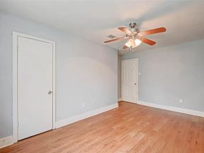 2604 Bering Drive 2604, Houston TX 77057