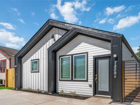 7809 Queen Street A/B, Houston TX 77028