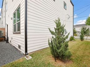 730 E 33rd Street, Houston TX 77022