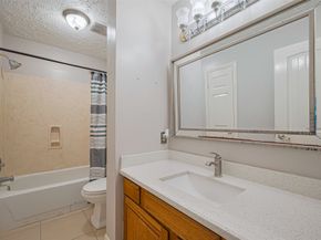 3714 Parkridge Glen Drive, Houston TX 77082