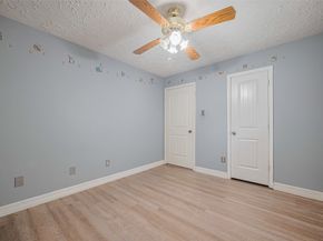 3714 Parkridge Glen Drive, Houston TX 77082