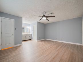 3714 Parkridge Glen Drive, Houston TX 77082