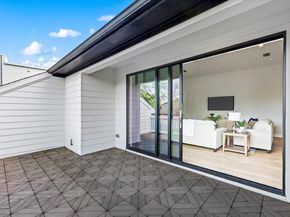 4122 Levonshire Drive, Houston TX 77025