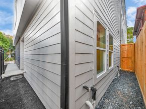 4819 Austin Street B, Houston TX 77004