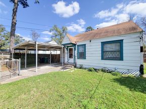 4110 Beggs Street, Houston TX 77009