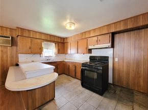 4110 Beggs Street, Houston TX 77009