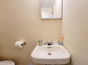 4110 Beggs Street, Houston TX 77009