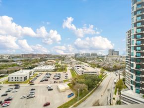 2001 Holcombe Boulevard 1403, Houston TX 77030