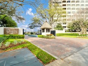 2001 Holcombe Boulevard 1403, Houston TX 77030