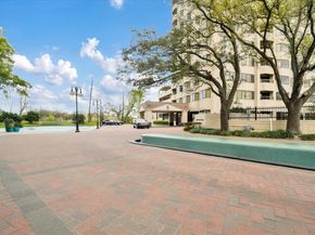 2001 Holcombe Boulevard 1403, Houston TX 77030