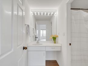 2001 Holcombe Boulevard 1403, Houston TX 77030