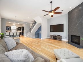 5639 Petty Street, Houston TX 77007