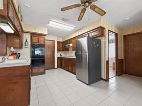 5918 Lodge Creek Drive, Houston TX 77066