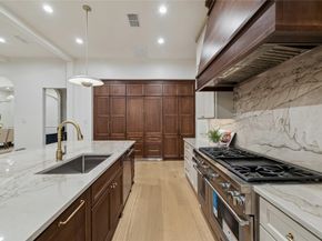 1614 Cheshire Lane, Houston TX 77018