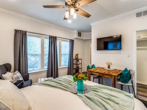 2410 Truxillo Street, Houston TX 77004