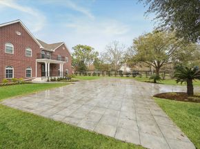 9206 Westview Drive, Houston TX 77055