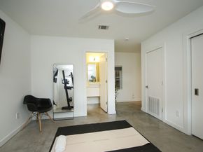 4408 Mount Vernon Street, Houston TX 77006