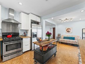 1507 Sue Barnett Drive, Houston TX 77018