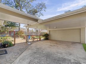 1507 Sue Barnett Drive, Houston TX 77018