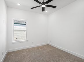 3405 Baer Street, Houston TX 77020