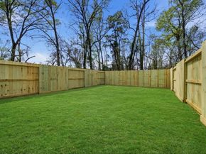 413 S 12th St, Conroe TX 77301