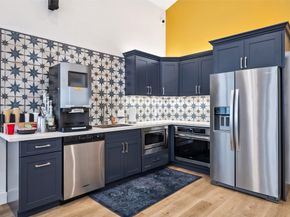 3231 Allen Parkway Parkway 1115, Houston TX 77019