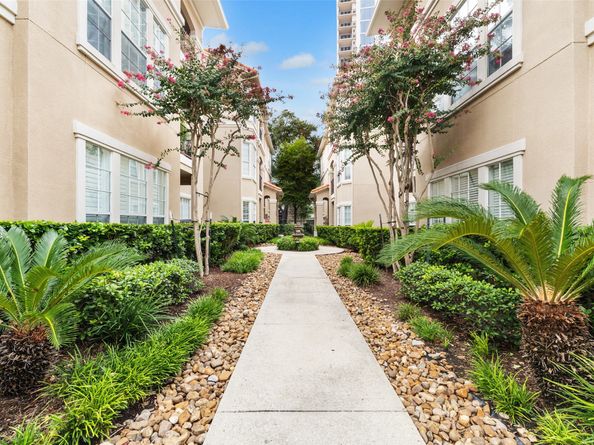 3231 Allen Parkway Parkway 1115, Houston TX 77019