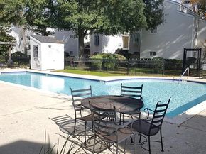 9809 Richmond Avenue G12, Houston TX 77042