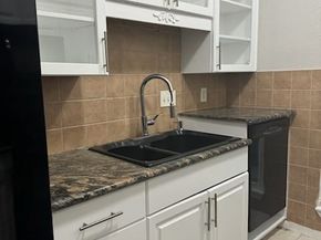 9809 Richmond Avenue G12, Houston TX 77042