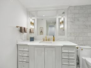 101 Westcott Street 1202, Houston TX 77007