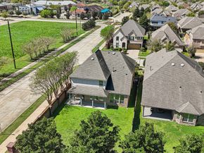 1123 Penny Worth Drive, Sugar Land TX 77479