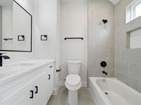 328 Janisch C, Houston TX 77018