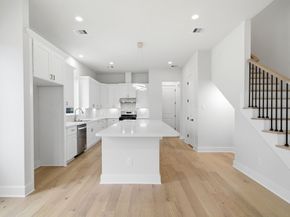 328 Janisch C, Houston TX 77018