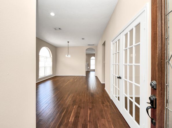 8214 Morning Dawn Drive, Houston TX 77095