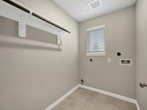 5718 Adamite Way, Houston TX 77048