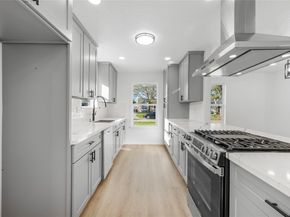 12403 Shannon Hills Drive, Houston TX 77099